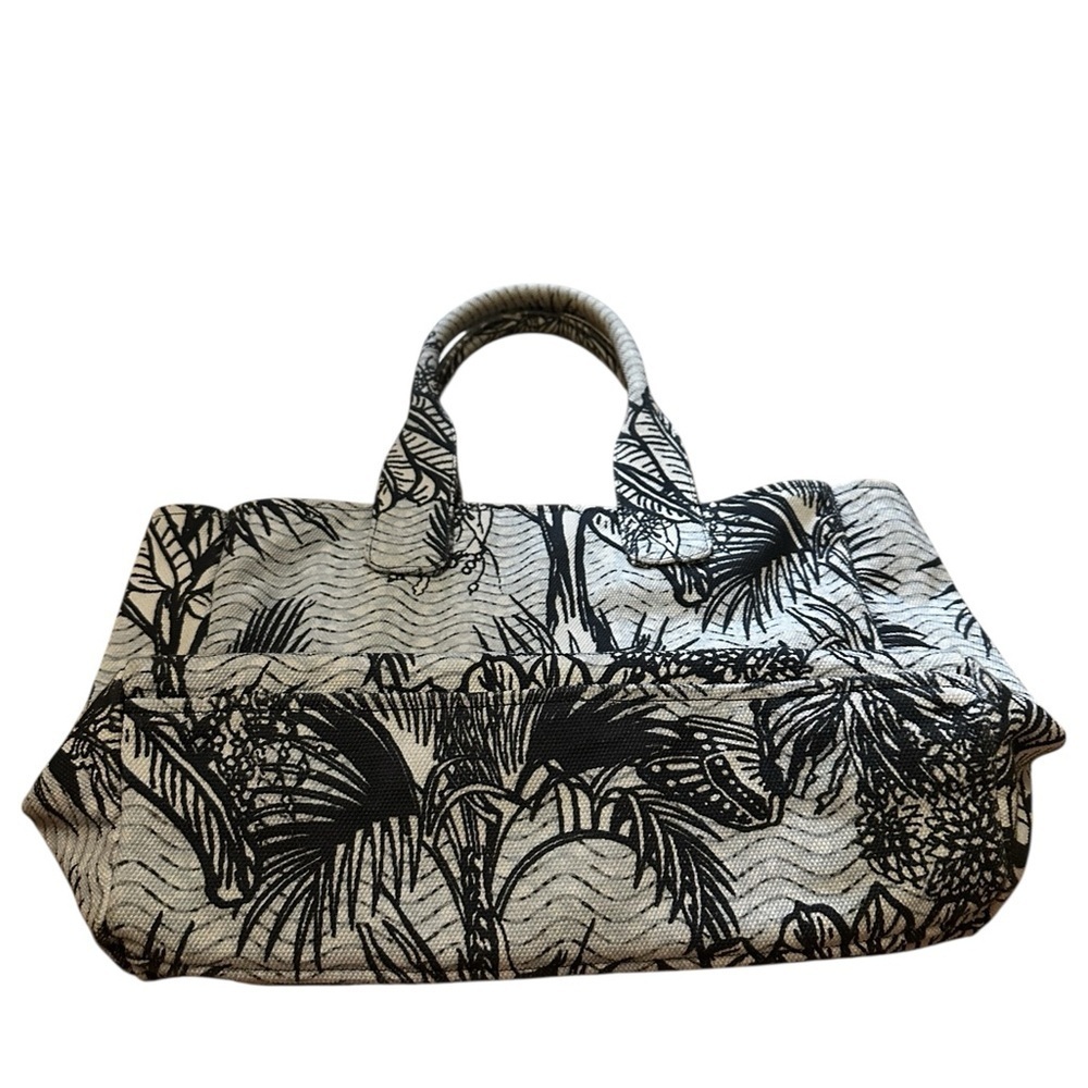 Vince Camuto Amia Tropical Navy Cotton Canvas Tote Bag - Picture 4 of 11